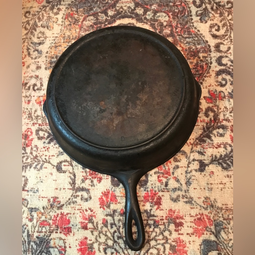 Vintage Cast Iron Frying Skillet